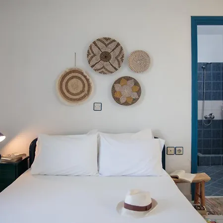 Nefeli In Blue Плака