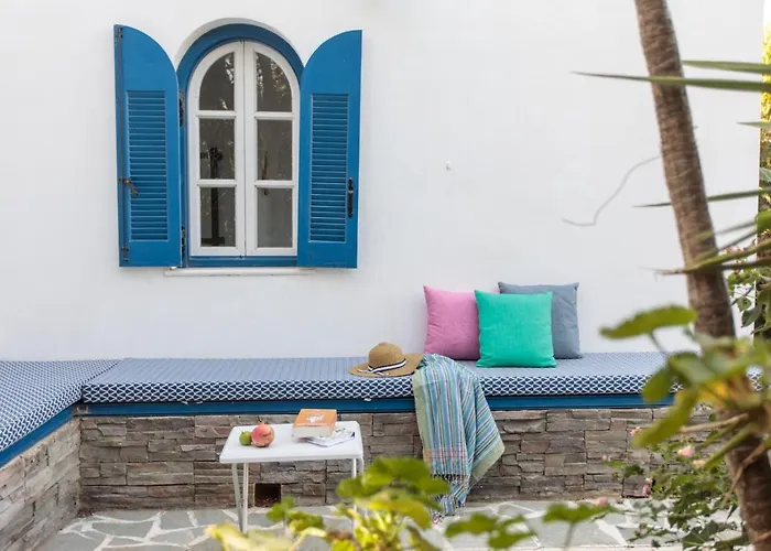 Nefeli In Blue Плака