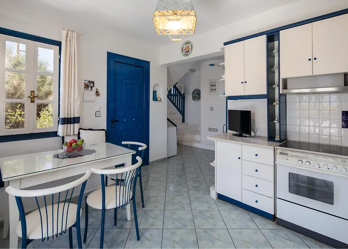 Вилла Nefeli In Blue Плака