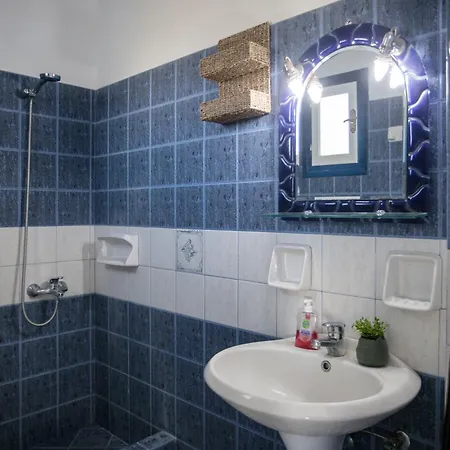 Nefeli In Blue Villa